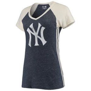 Womens New York Yankee top